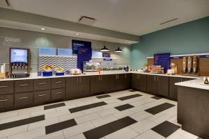 holiday inn express lexington north georgetown by ihg