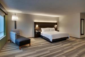 holiday inn express lexington north georgetown by ihg