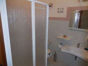 albergo auralba adults only