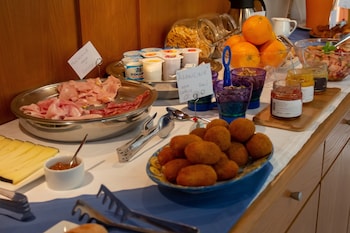 albergo auralba adults only