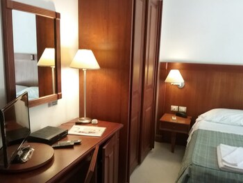 albergo auralba adults only