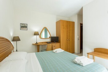 albergo auralba adults only