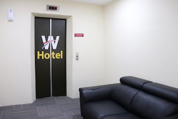 hotel al amin