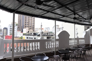 hotel al amin
