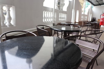 hotel al amin