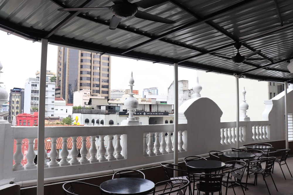 hotel al amin