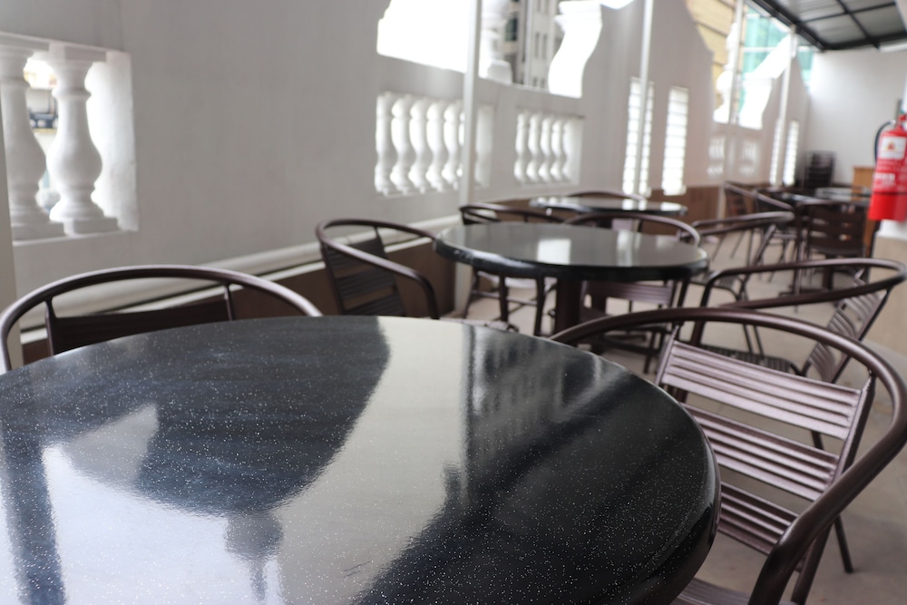 hotel al amin