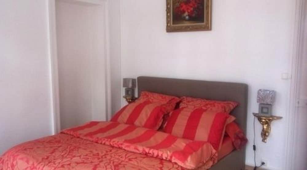 nationale apparthotel