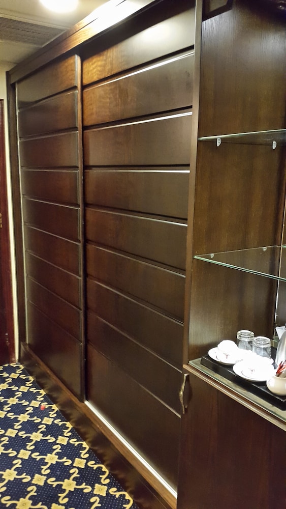 al thuraya hotel amman