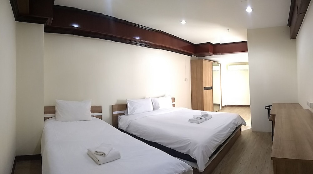 komol residence bangkok