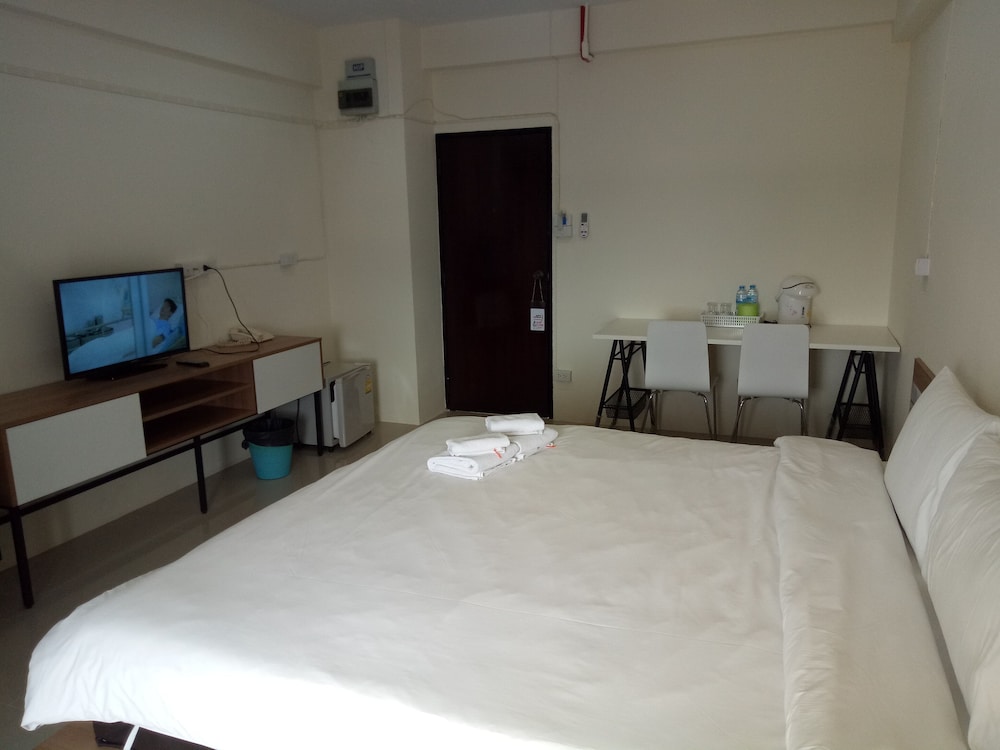 komol residence bangkok