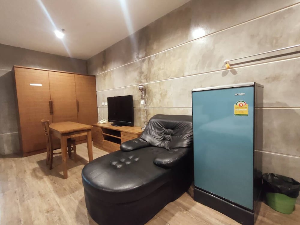 komol residence bangkok