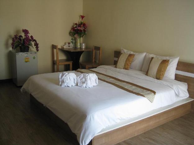 komol residence bangkok