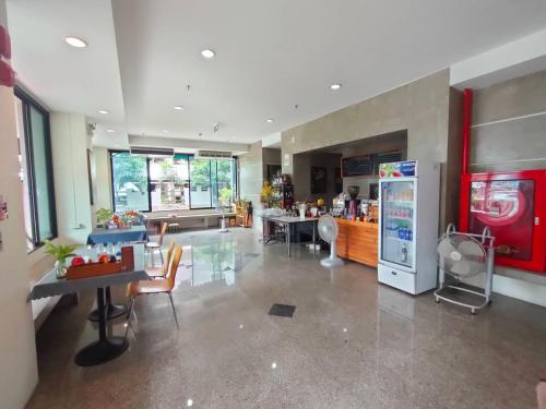 komol residence bangkok