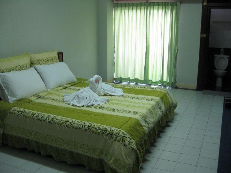 komol residence bangkok