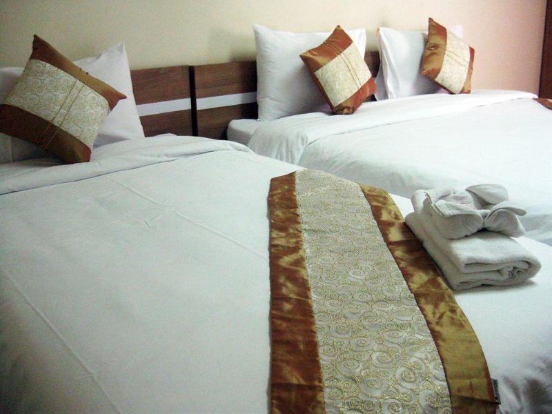 komol residence bangkok