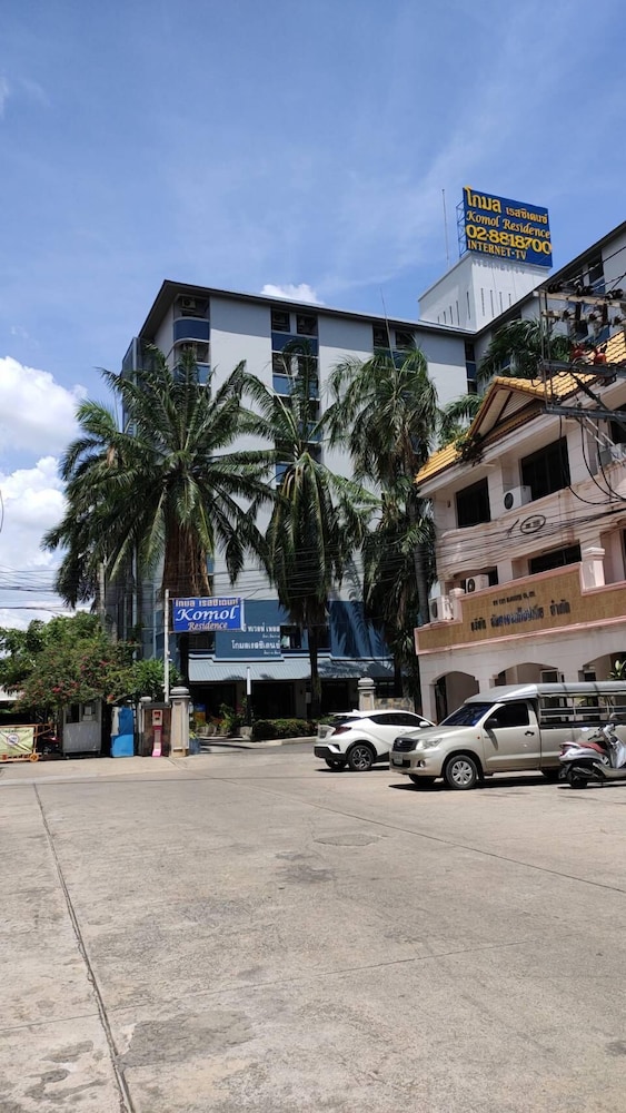komol residence bangkok