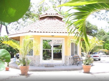 fosters west bay resort