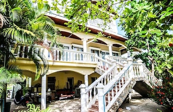 fosters west bay resort
