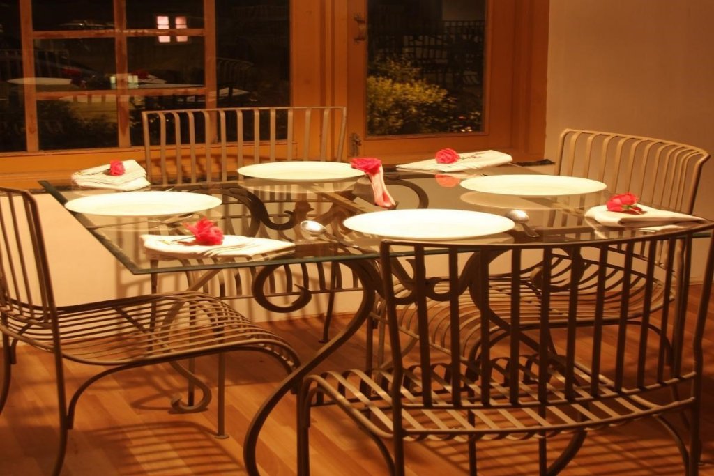 K.S Palace,K.S Palace Is A Popular Choice Amongst Travelers In Srinagar, Whether Exploring Or Just Passing Thro,3 star