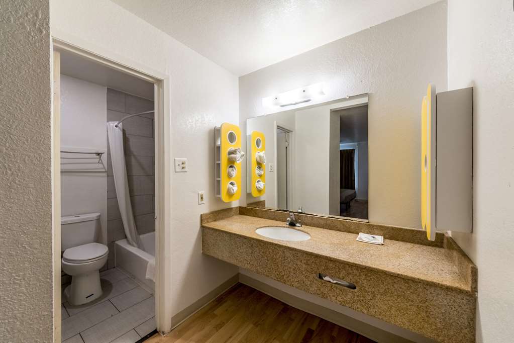 studio 6 san antonio tx fort sam houston area