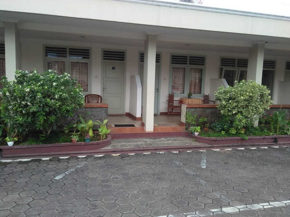 hotel besar purwokerto