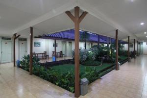 hotel besar purwokerto