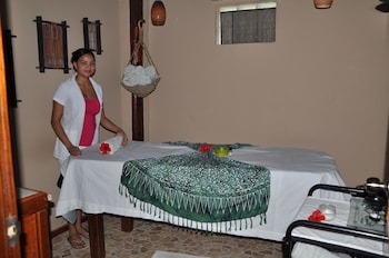 west bay lodge