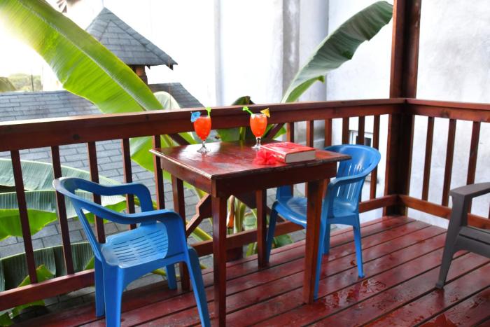 west bay lodge
