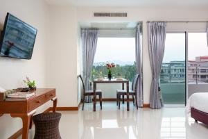 kanchanaburi city hotel