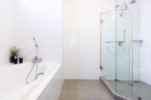 kanchanaburi city hotel