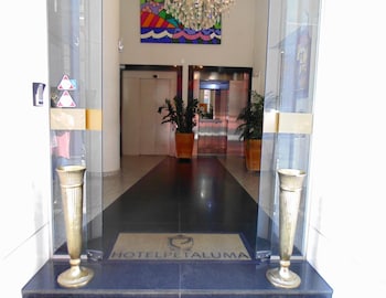 hotel petaluma