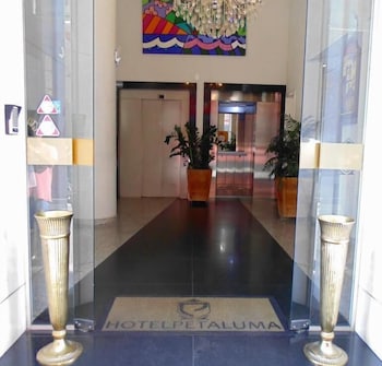 hotel petaluma