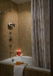 hollywood