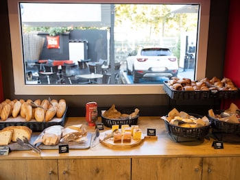 ibis barcelona castelldefels