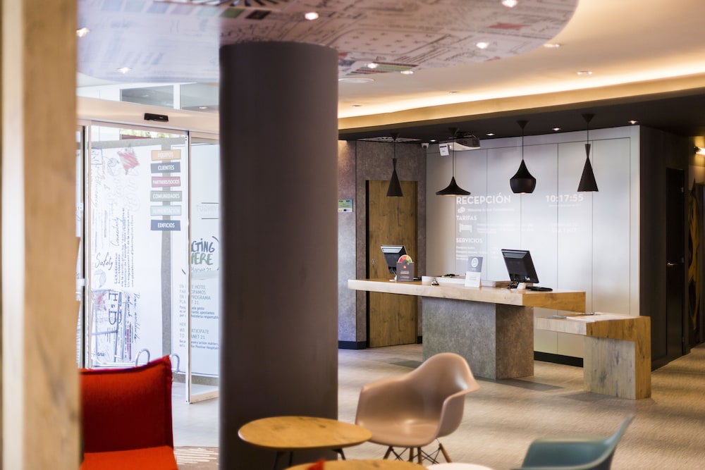 Ibis Barcelona Castelldefels,Castelldefels>>Barcelona,2 star