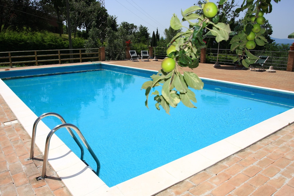 agriturismo villa opera