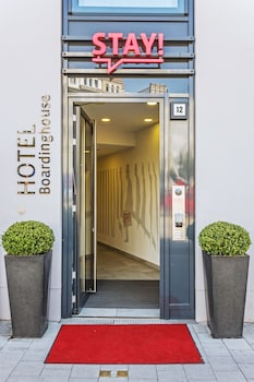 stay hotel boardinghouse