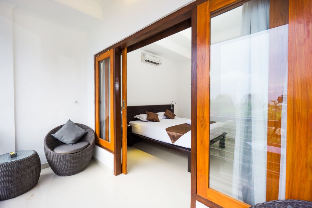 nyuh gading home stay lembongan