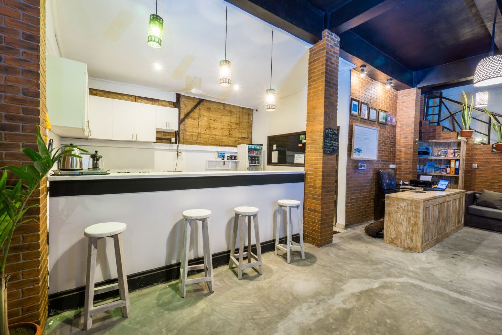 nyuh gading home stay lembongan