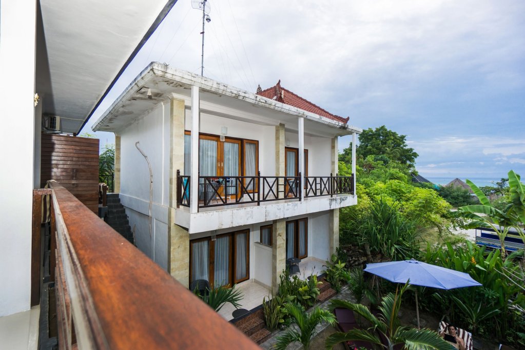 nyuh gading home stay lembongan
