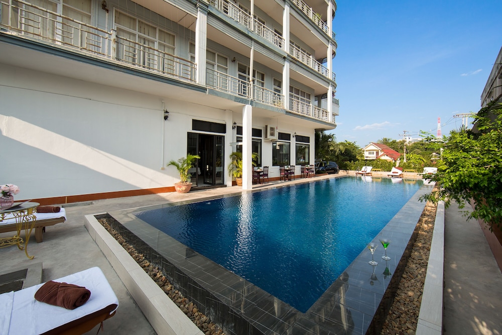 vientiane golden sun hotel and spa