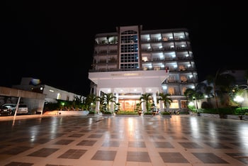 vientiane golden sun hotel and spa