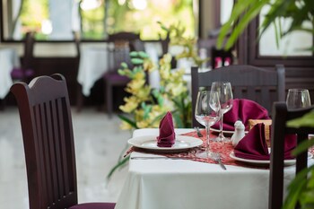 vientiane golden sun hotel and spa