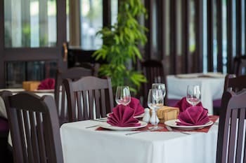 vientiane golden sun hotel and spa