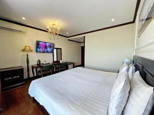 vientiane golden sun hotel and spa
