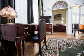 grand hotel
