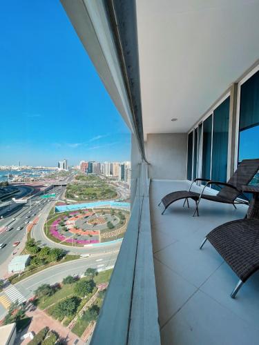 flora creek deluxe hotel apartments dubai