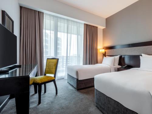 flora creek deluxe hotel apartments dubai