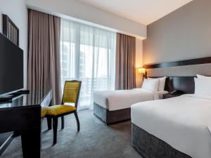 flora creek deluxe hotel apartments dubai